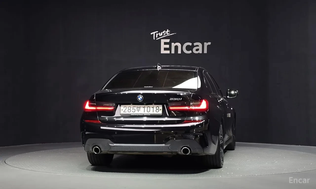 BMW 330 i M-PACK| HAR/KAR| HUD| 360| ГУМИ С ДЖАНТИ| 2 KЛЮЧ, снимка 4 - Автомобили и джипове - 56094908