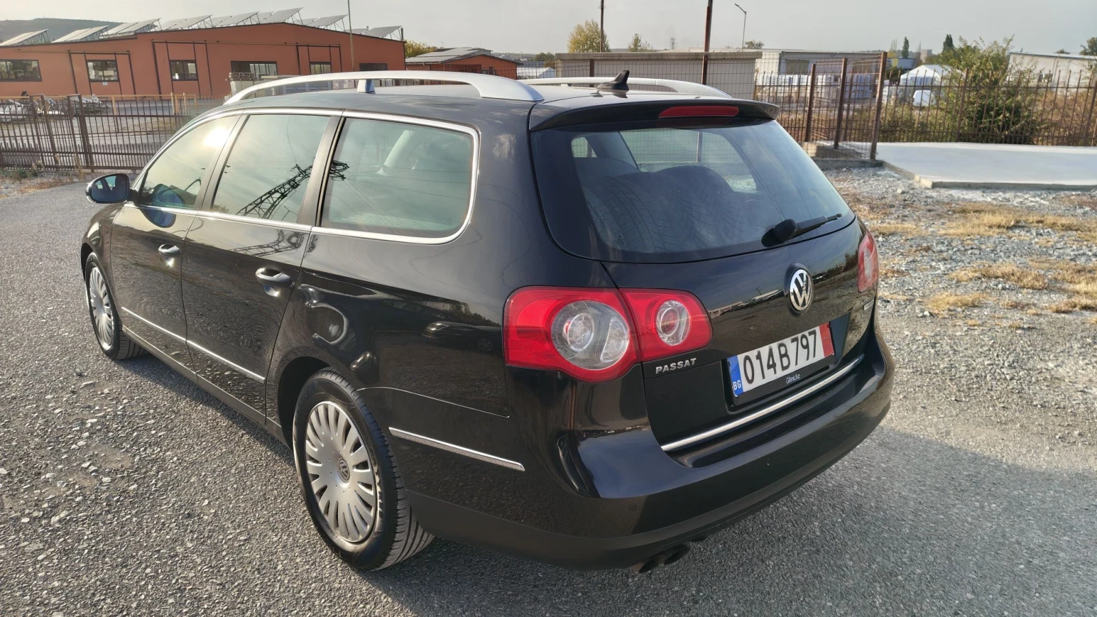 VW Passat 2.0 TDI - 110 kc, снимка 5 - Автомобили и джипове - 56329301