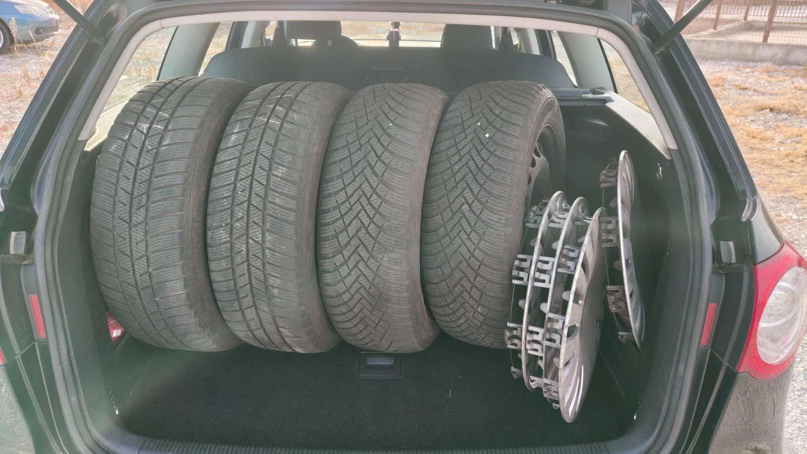 VW Passat 2.0 TDI - 110 kc, снимка 9 - Автомобили и джипове - 56329301
