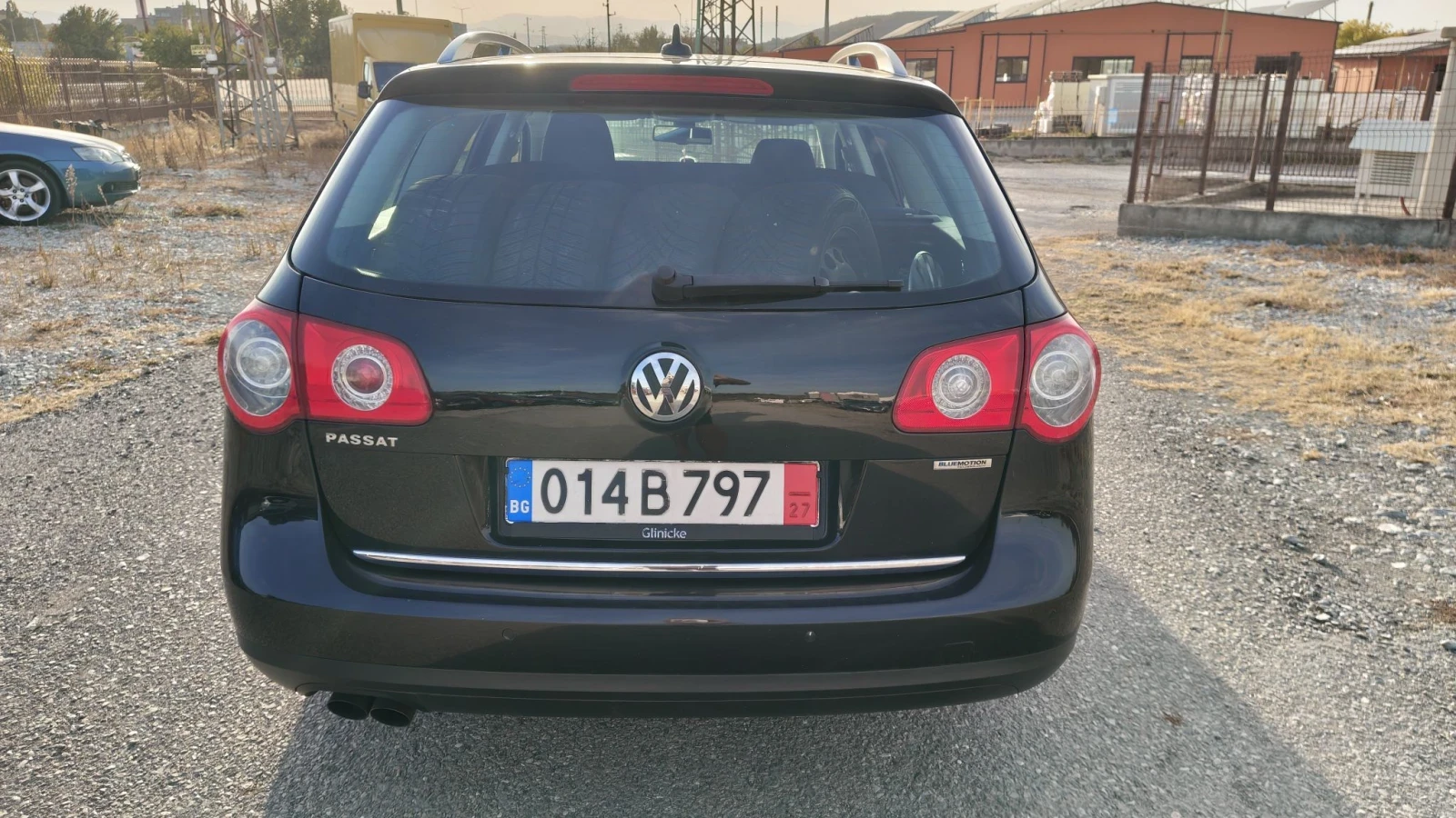 VW Passat 2.0 TDI - 110 kc, снимка 6 - Автомобили и джипове - 56329301