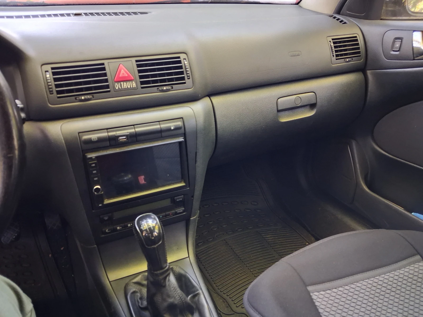 Skoda Octavia, снимка 5 - Автомобили и джипове - 56450902
