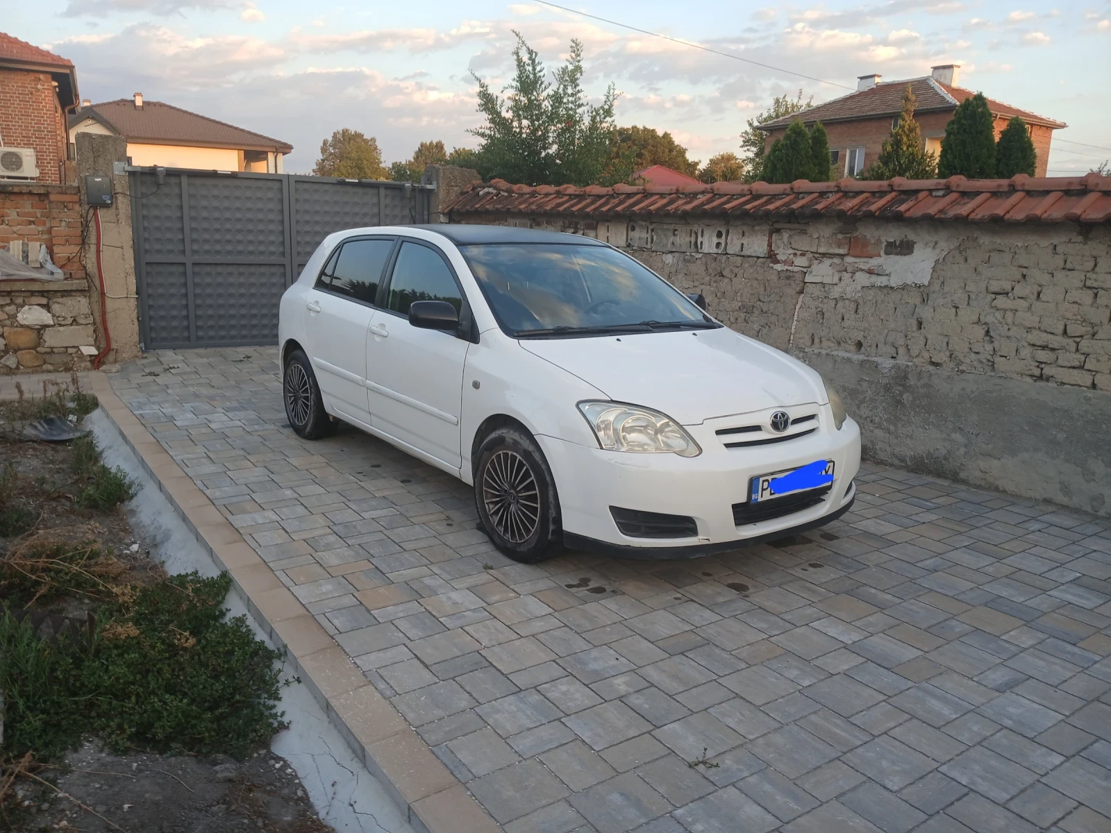 Toyota Corolla 1.4, снимка 6 - Автомобили и джипове - 56470414