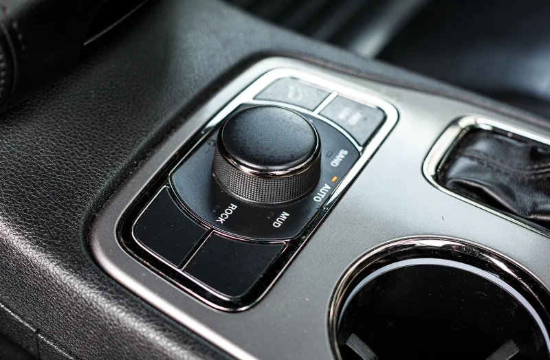 Jeep Grand cherokee 5.7 HEMi ГАЗ, снимка 8 - Автомобили и джипове - 52095254