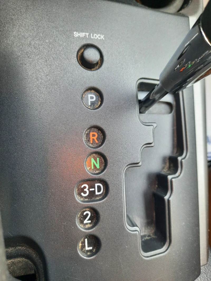 Toyota Rav4 2.0i 4x4 АВТОМАТ# БИЖУ#, снимка 10 - Автомобили и джипове - 52426581