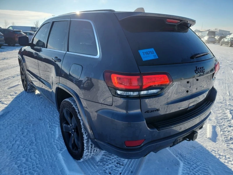 Jeep Grand cherokee * LAREDO * CARFAX * ЦЕНА ДО БГ, снимка 4 - Автомобили и джипове - 52865251