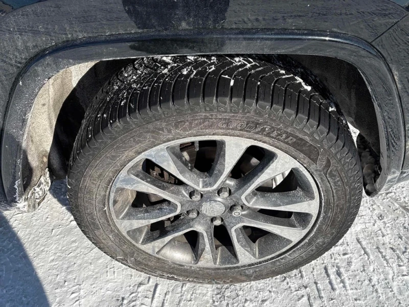 Jeep Grand cherokee Overland * CARFAX * * ПОДГРЕВИ* ШИБИДАХ, снимка 6 - Автомобили и джипове - 53281498