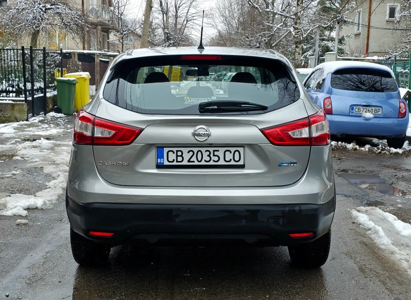 Nissan Qashqai 1.5 DCI, снимка 5 - Автомобили и джипове - 53580529