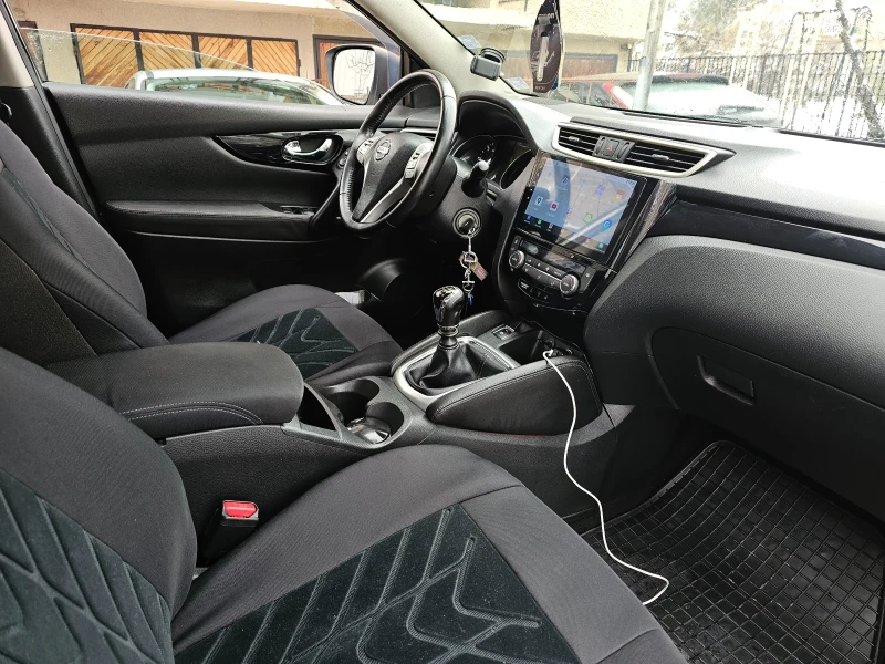 Nissan Qashqai 1.5 DCI, снимка 8 - Автомобили и джипове - 53580529