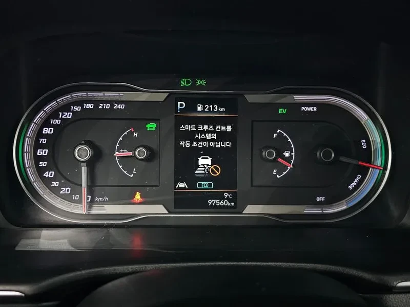 Hyundai Tucson 1.6 Hybrid - САМО 30% АВАНС, снимка 8 - Автомобили и джипове - 55991572