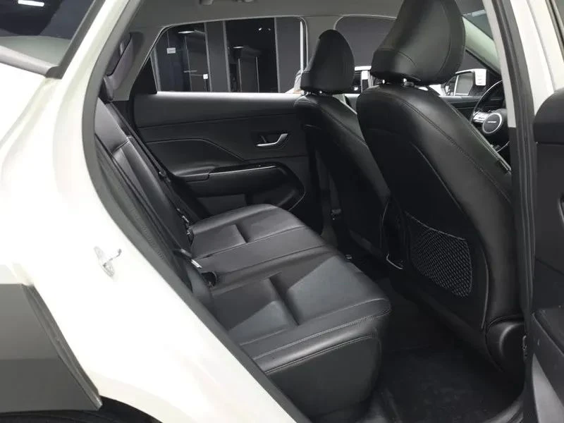 Hyundai Kona, снимка 12 - Автомобили и джипове - 56687299