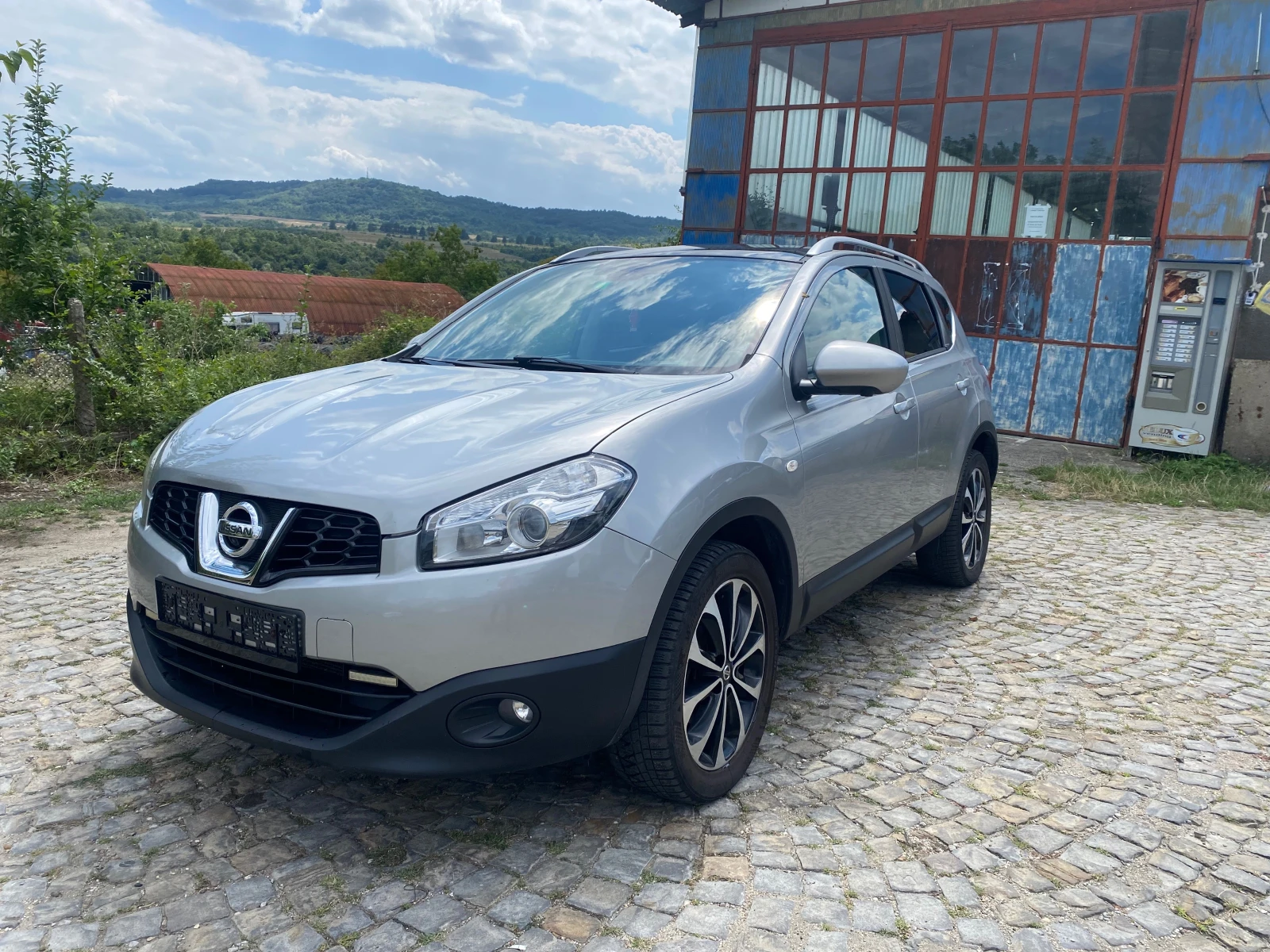 Nissan Qashqai 2.0 Швейцария, снимка 1