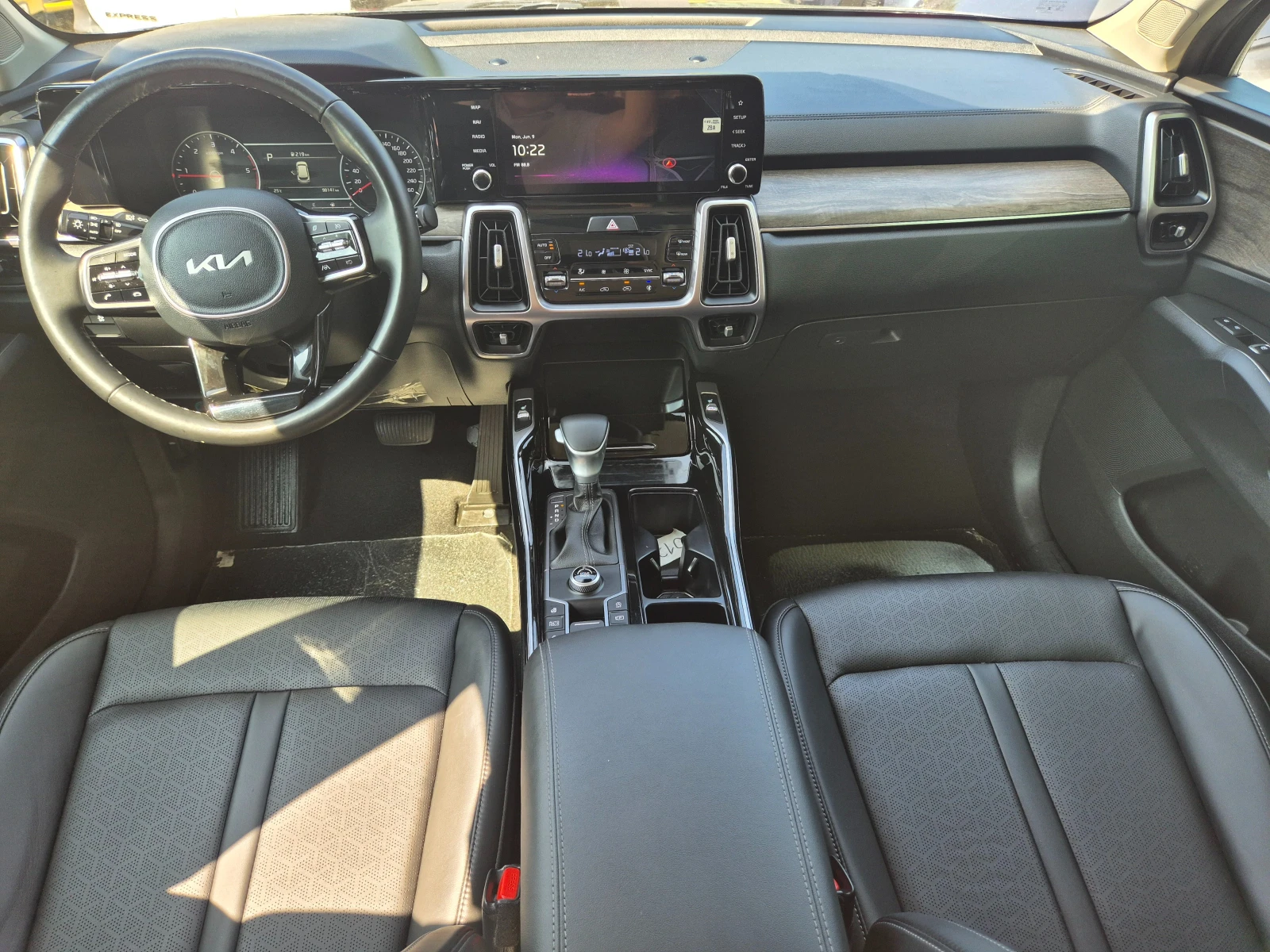 Kia Sorento 2.2 CRDI 4X2 - изображение 9
