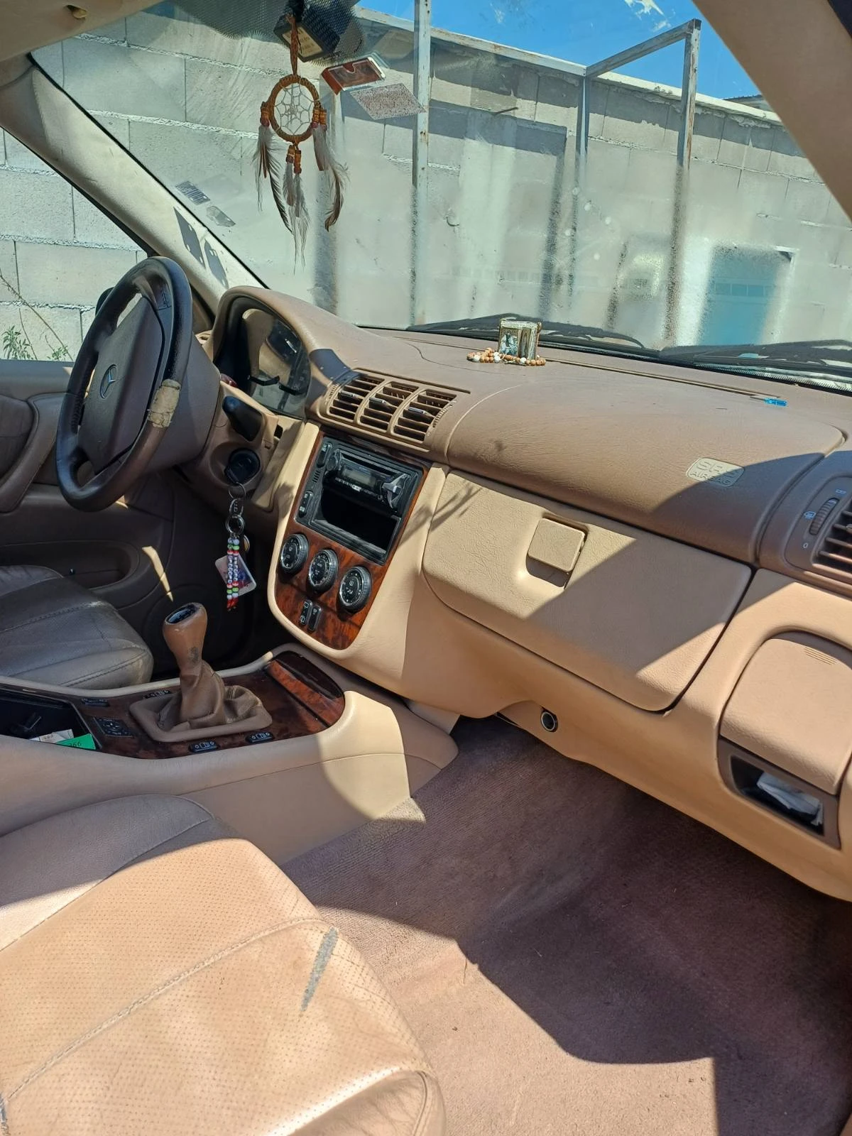 Mercedes-Benz ML 270  - изображение 4