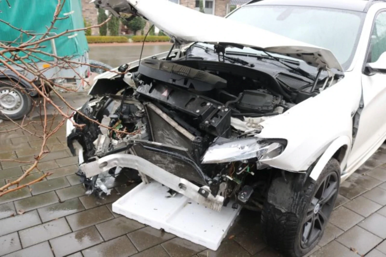 BMW X3 2.0d 8ск 4х4 М-пак! Нов Внос! - изображение 4