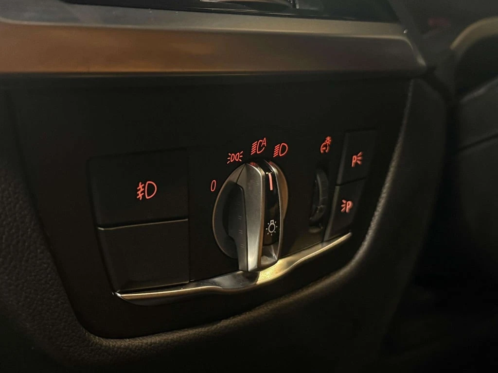 BMW X3 * �Drive30i * CARFAX * ����������� | Mobile.bg � ����������� 12