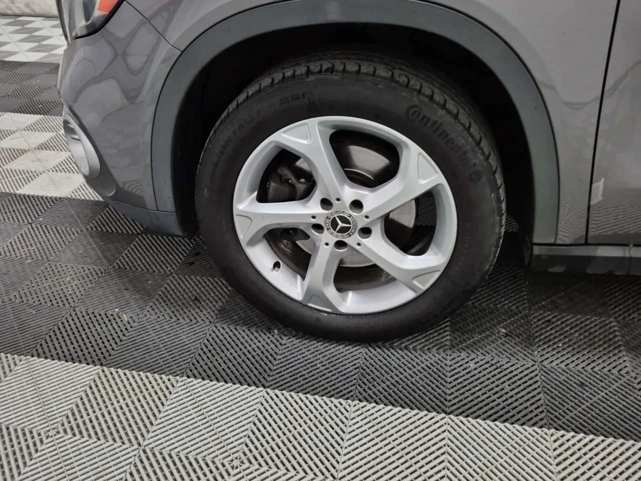 Mercedes-Benz GLA 250 4MATIC* PANORAMA* DISTRONIC* CARFAX *  - изображение 7