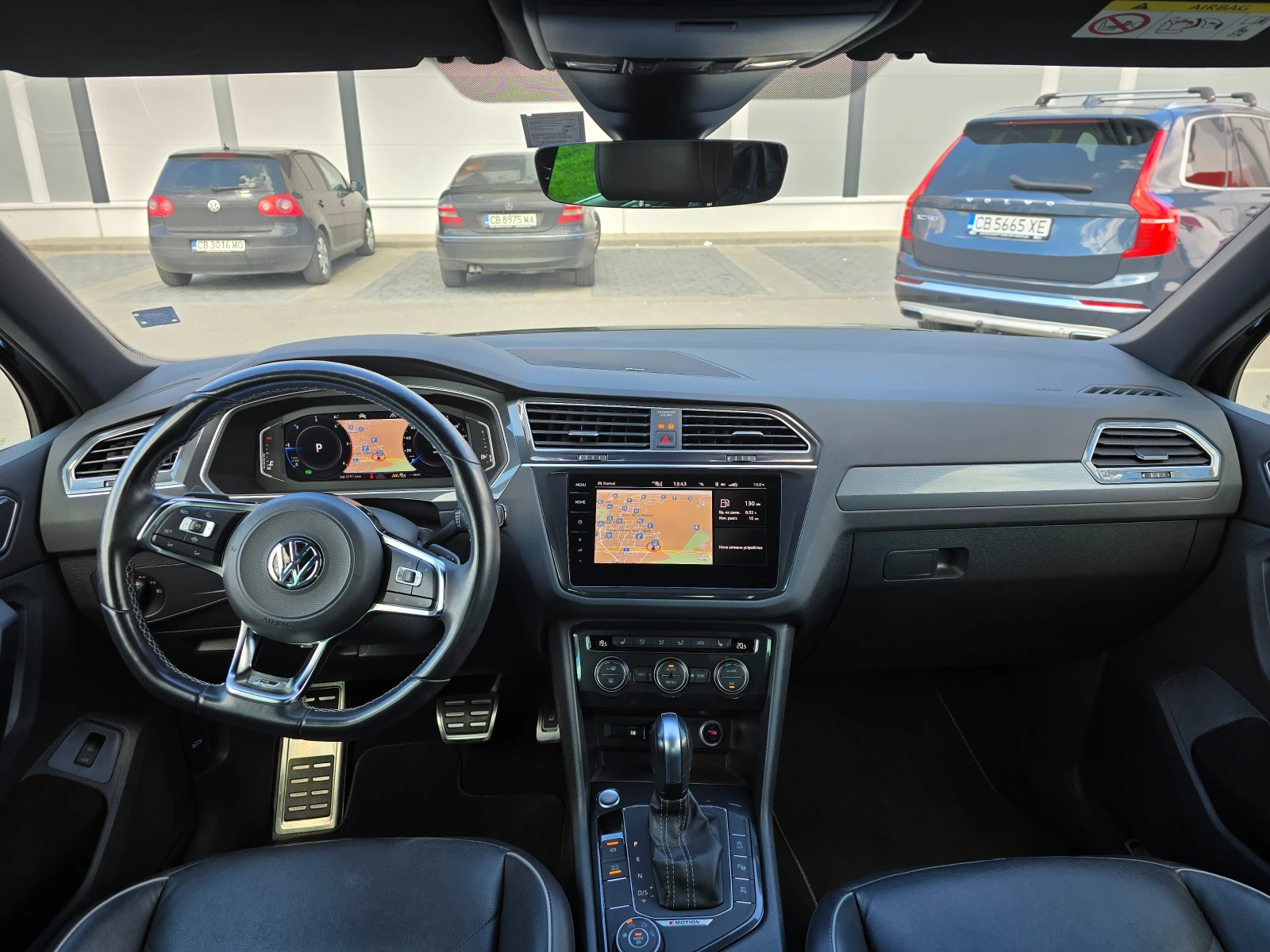 VW Tiguan Highline 2.0 TDI, снимка 8 - Автомобили и джипове - 54220916