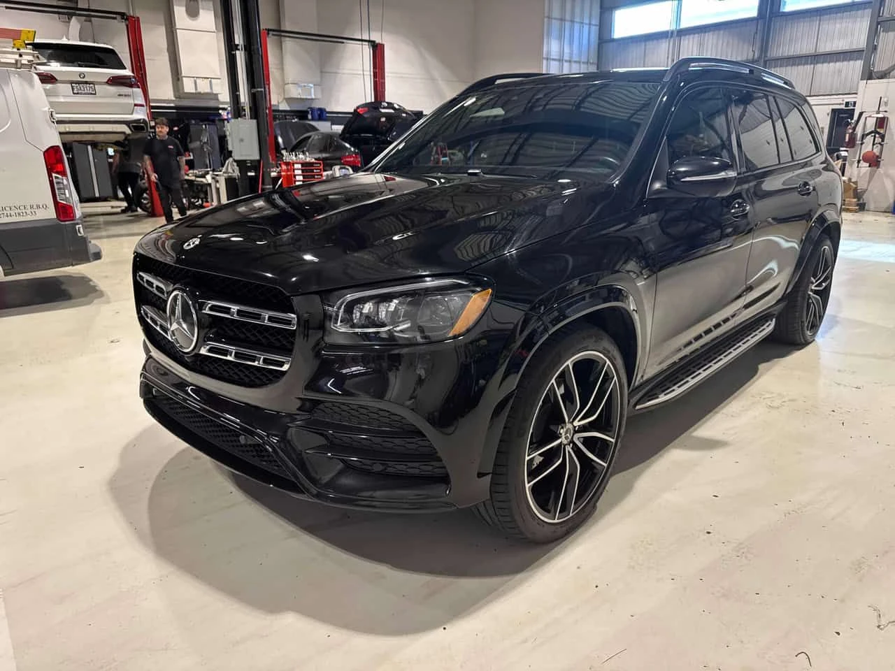 Mercedes-Benz GLS 450 ДИСТРОНИК * 360 * BURMESTER * PANO * ОБДУХВАНЕ