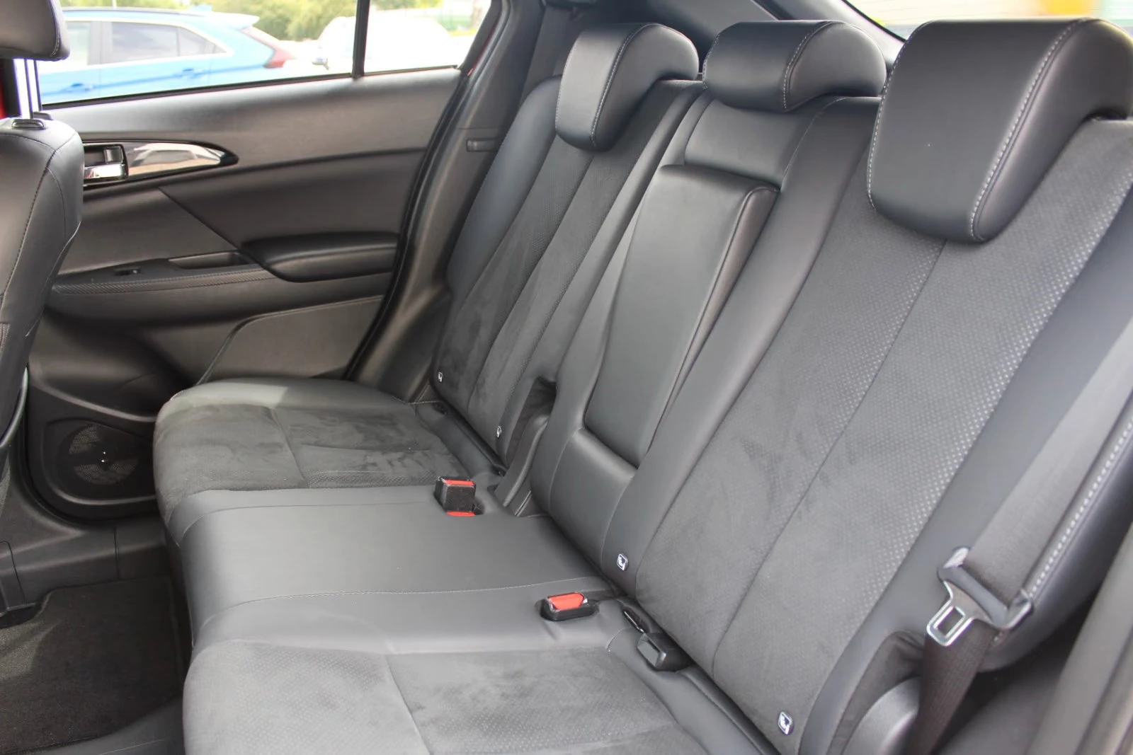 Mitsubishi Eclipse Cross PHEV/188HP/SELECT+ /4X4/360/ACC/LED/NAVI/827z, снимка 11 - Автомобили и джипове - 55752990