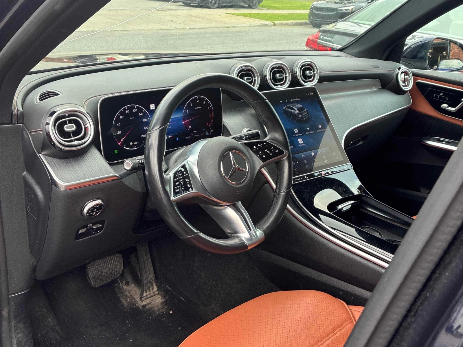 Mercedes-Benz GLC 300 4MATIC* 360* ПОДГРЕВ* ПЪЛНА ИСТОРИЯ, снимка 5 - Автомобили и джипове - 55931677