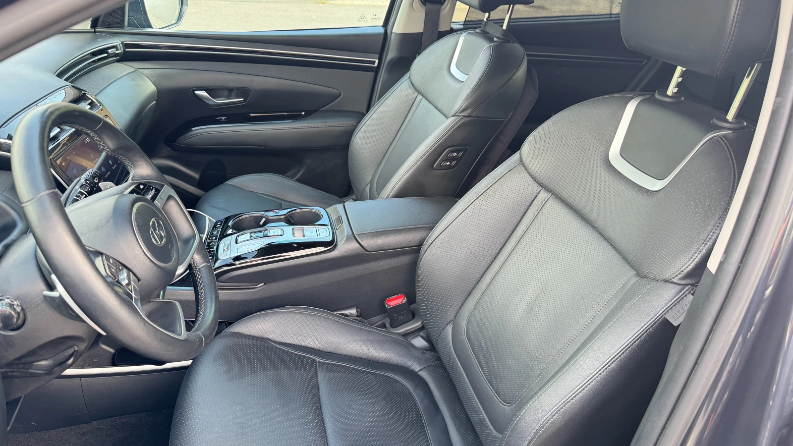 Hyundai Tucson 1.6 T-GDI - Hybrid 4WD 6AT 4х4, снимка 10 - Автомобили и джипове - 56175684