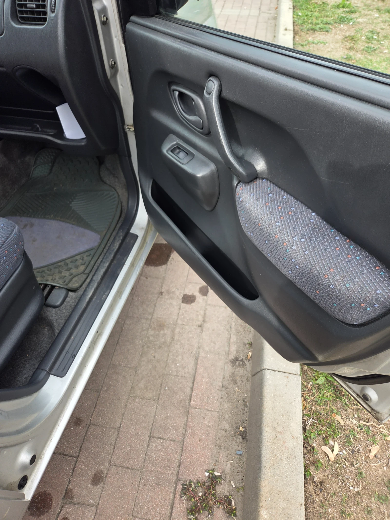 Suzuki Ignis, снимка 9 - Автомобили и джипове - 56466825