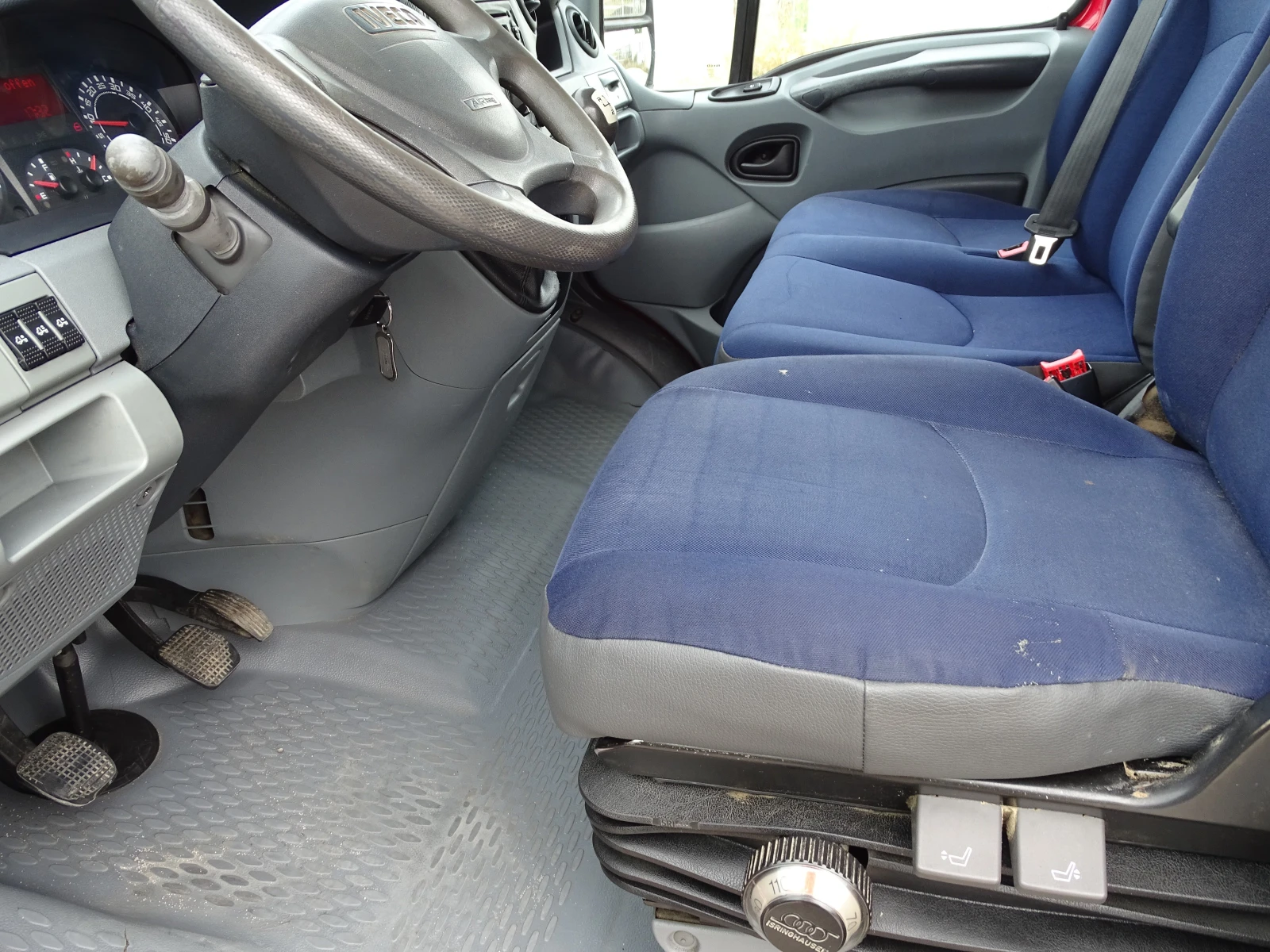 Iveco 35c15 * * * *  | Mobile.bg   15