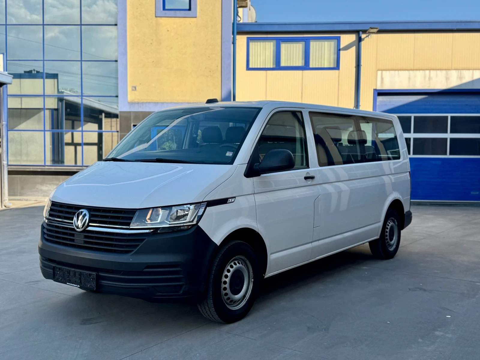 VW Transporter T6.1 2.0TDI 150к.с ДЪЛГА БАЗА 8+ 1