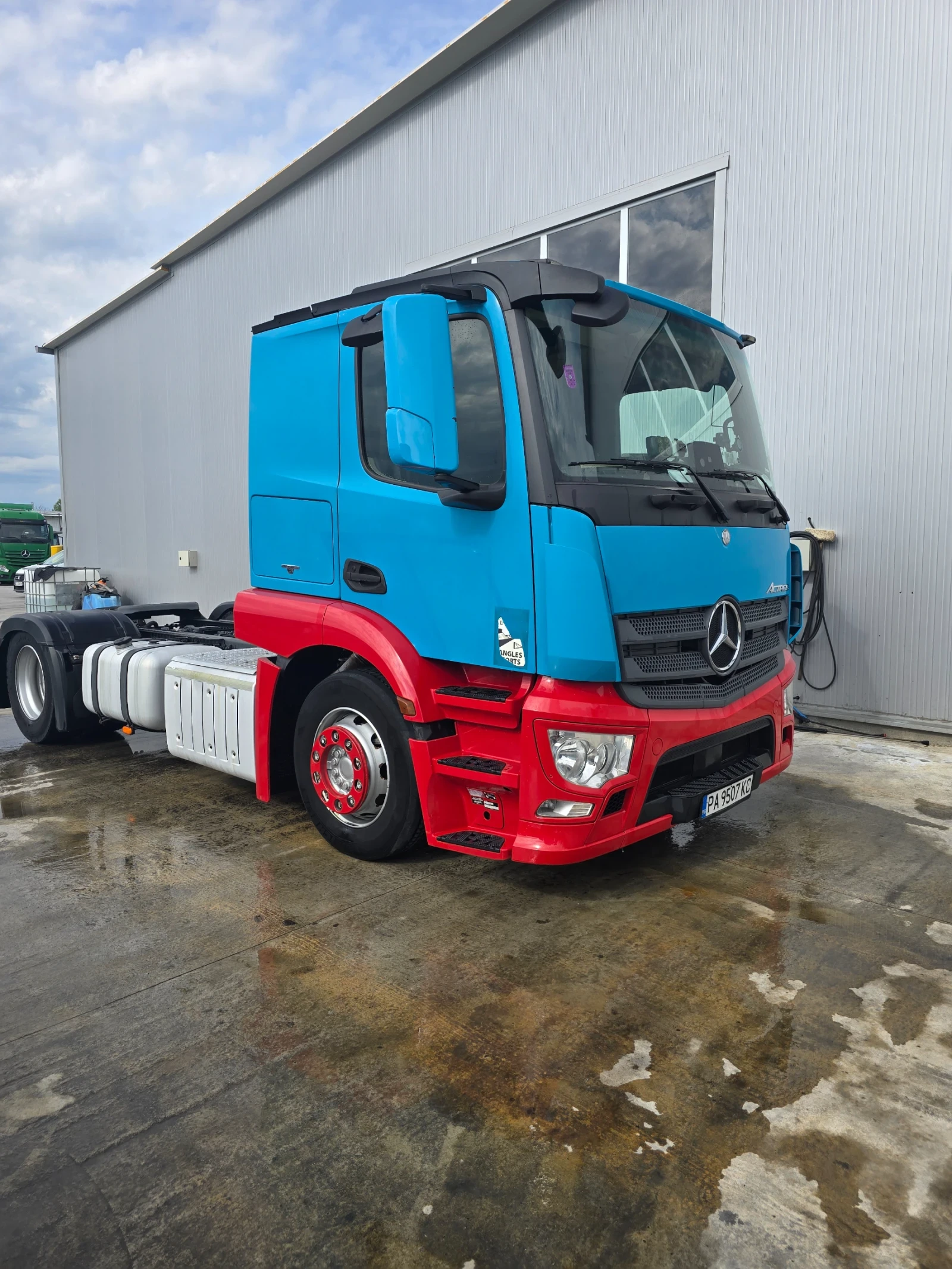 Mercedes-Benz 1843 Actros  - изображение 3
