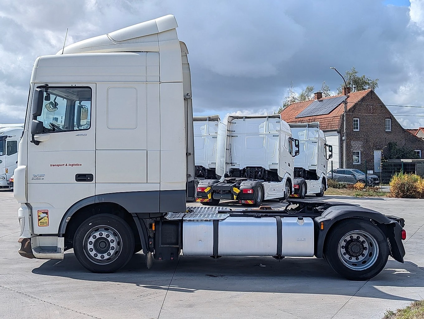 Daf XF 460FT LOW DECK, снимка 4 - Камиони - 55766373