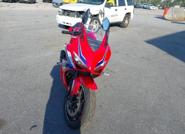 Honda Cbr 650R Inline 4  - изображение 4