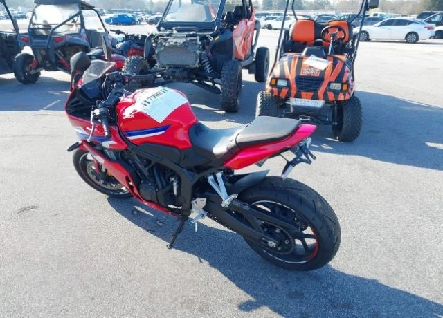 Honda Cbr 650R Inline 4  - изображение 7