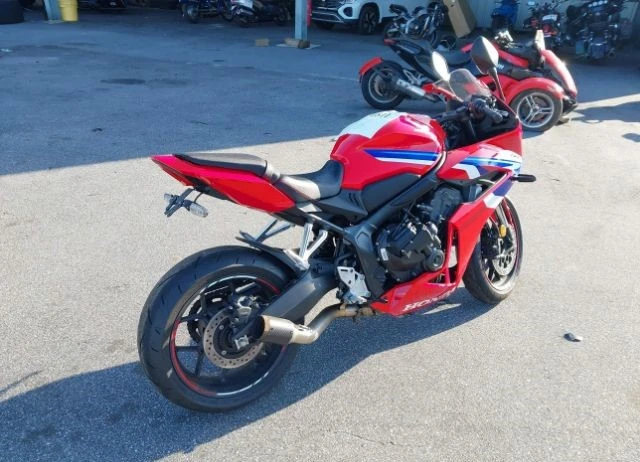 Honda Cbr 650R Inline 4  - изображение 5