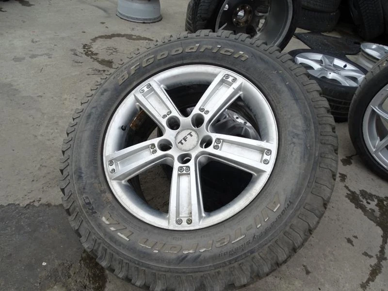 Гуми с джанти BF Goodrich 265/65R18, снимка 1 - Гуми и джанти - 30192583