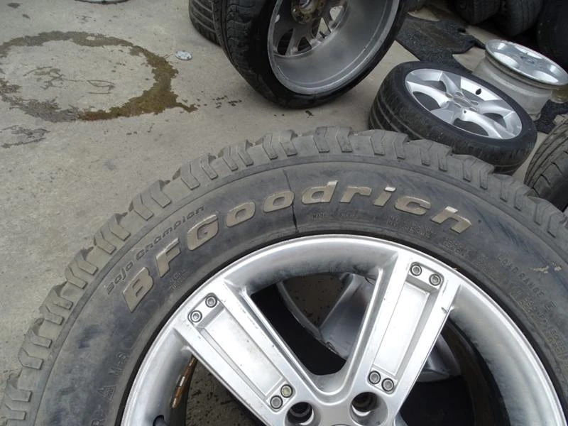 Гуми с джанти BF Goodrich 265/65R18, снимка 4 - Гуми и джанти - 30192583