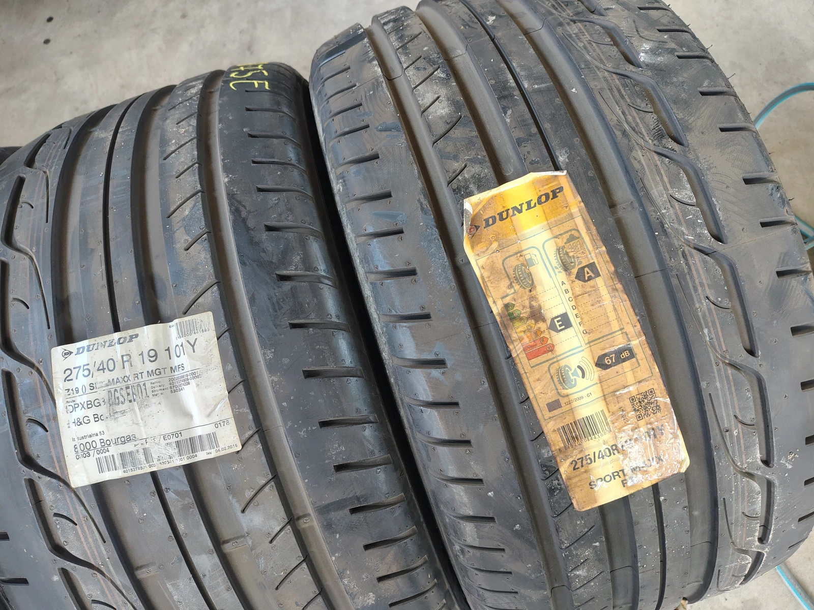 Гуми Летни 275/40R19, снимка 3 - Гуми и джанти - 55844421