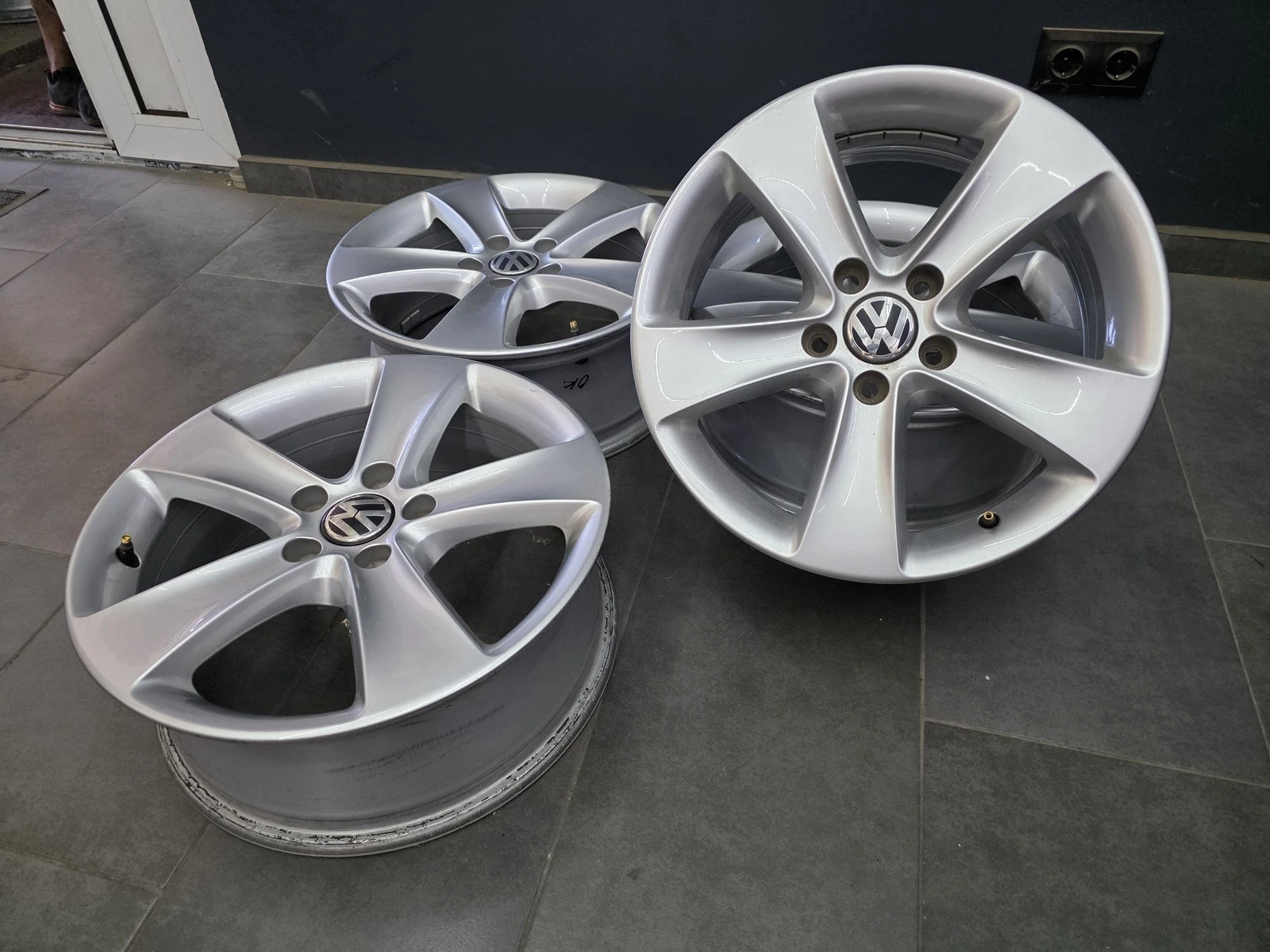 Джанти за VW, снимка 2 - Гуми и джанти - 56688299