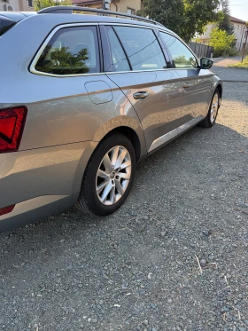 Skoda Superb, снимка 10