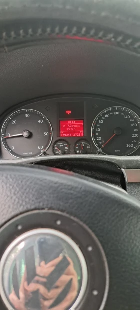 VW Touran 2.0 AZV 137 HP - 5500 лв. - 39350654 | Car24.bg
