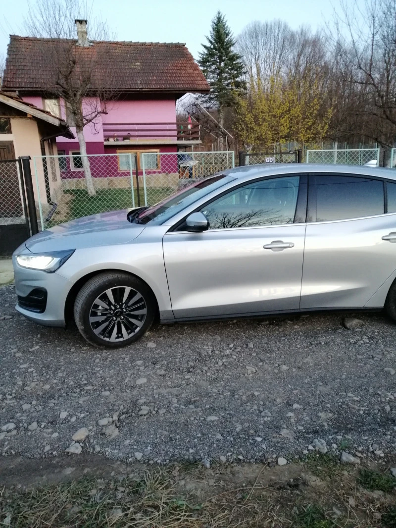 Ford Focus EcoBoost hybrid, снимка 4 - Автомобили и джипове - 46765824