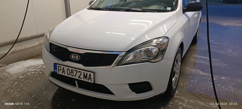 Kia Ceed, снимка 6 - Автомобили и джипове - 46351861