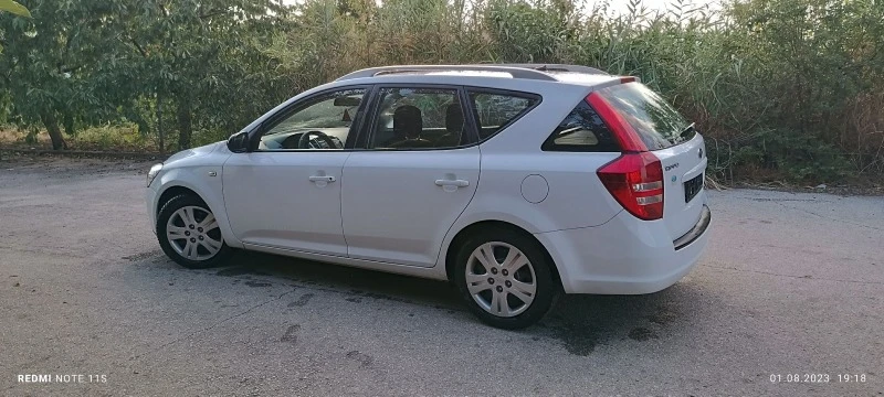 Kia Ceed, снимка 5 - Автомобили и джипове - 46351861