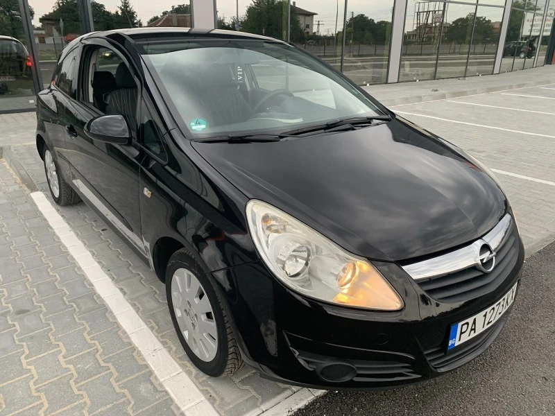 Opel Corsa D, снимка 2 - Автомобили и джипове - 46702340