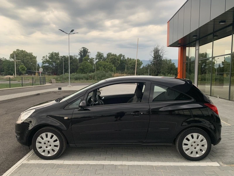 Opel Corsa D, снимка 6 - Автомобили и джипове - 46702340