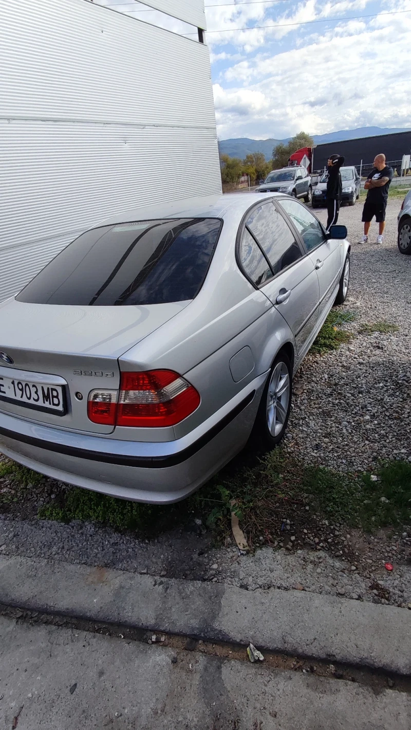 BMW 320 320D, снимка 11 - Автомобили и джипове - 47555061