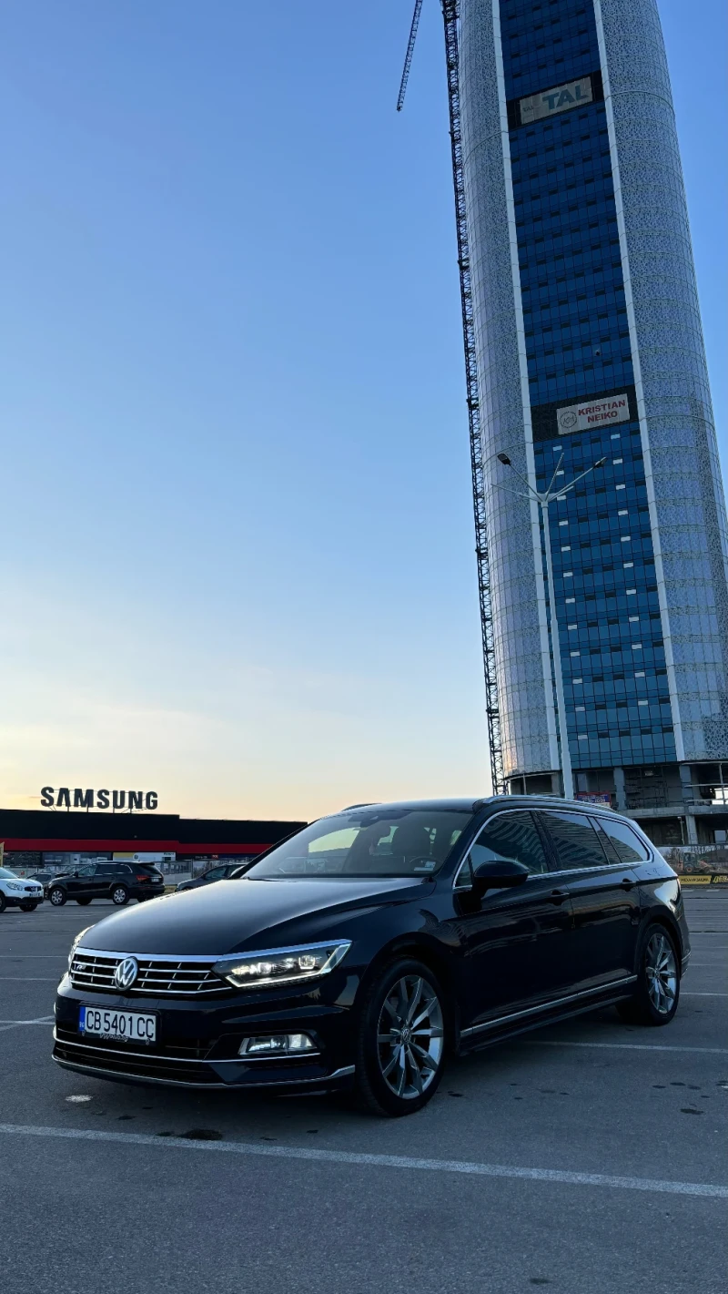 VW Passat Highline - 190к.с. - Full R-Line - КОЖА, снимка 5 - Автомобили и джипове - 47645023