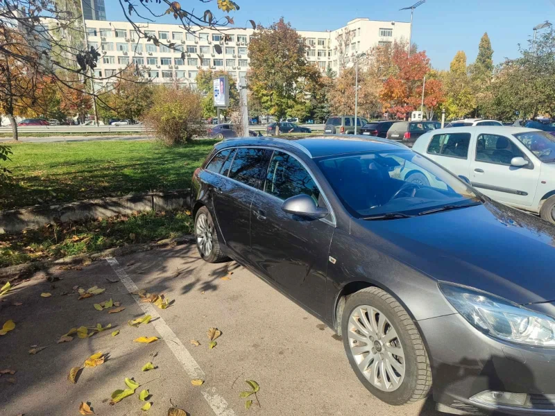 Opel Insignia, снимка 8 - Автомобили и джипове - 47837975