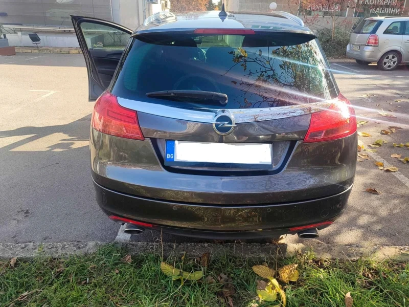 Opel Insignia, снимка 3 - Автомобили и джипове - 47837975