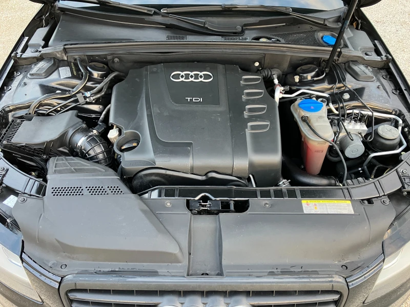 Audi A4 2.0 TDI, снимка 17 - Автомобили и джипове - 48317886