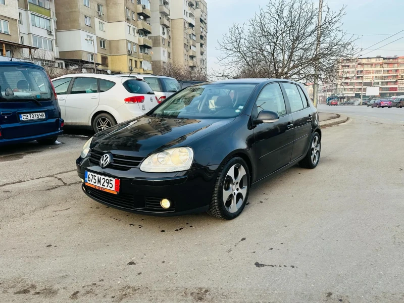 VW Golf, снимка 1 - Автомобили и джипове - 48761883